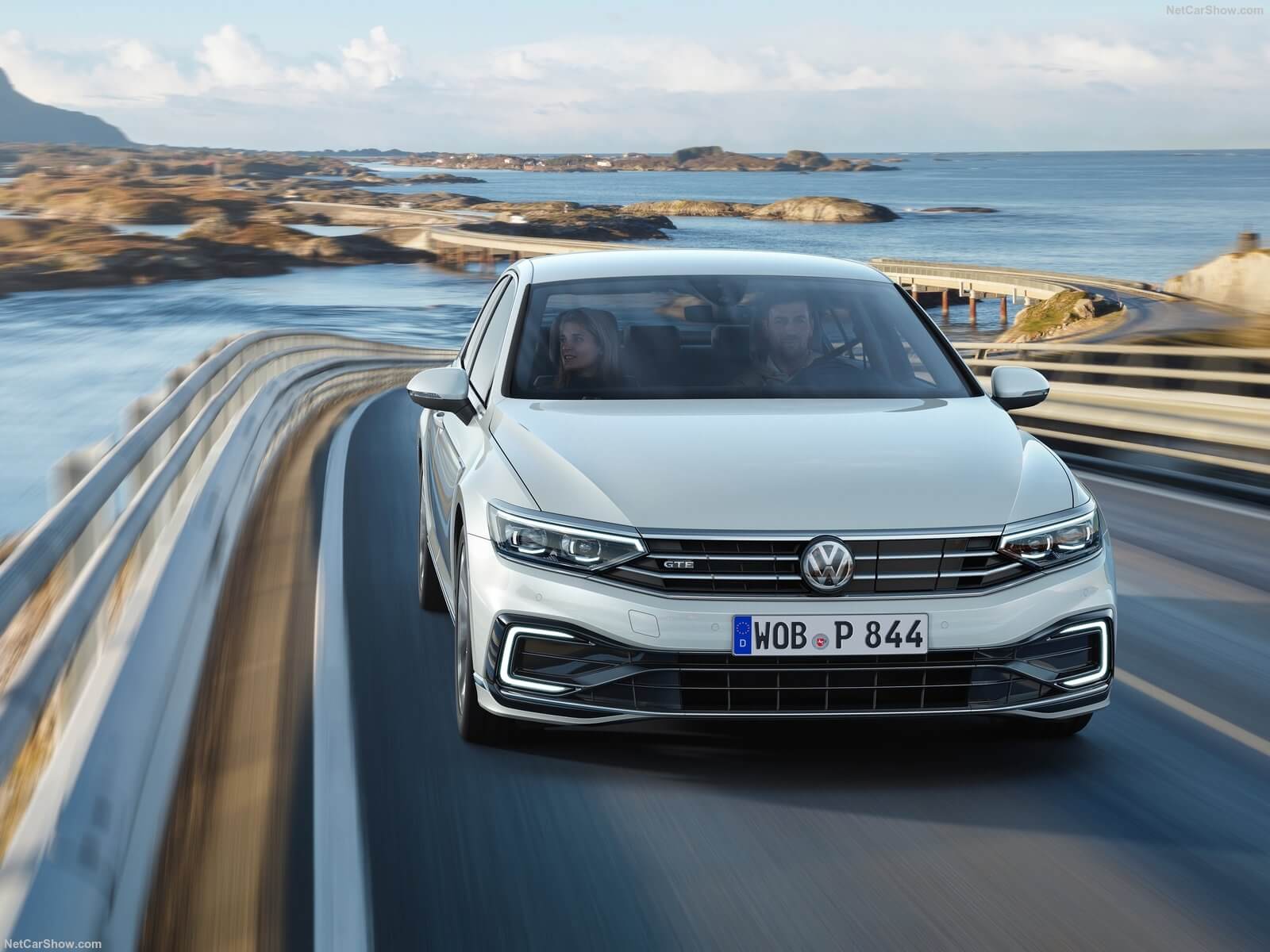 Volkswagen Passat Gte 2020 1600 05