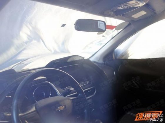 Novo Chevrolet Tracker 561x420