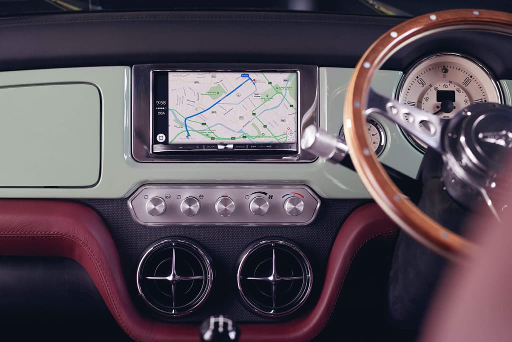  Preparado a partir de um Mini original, unidades celebram os 60 anos do clássico britânico