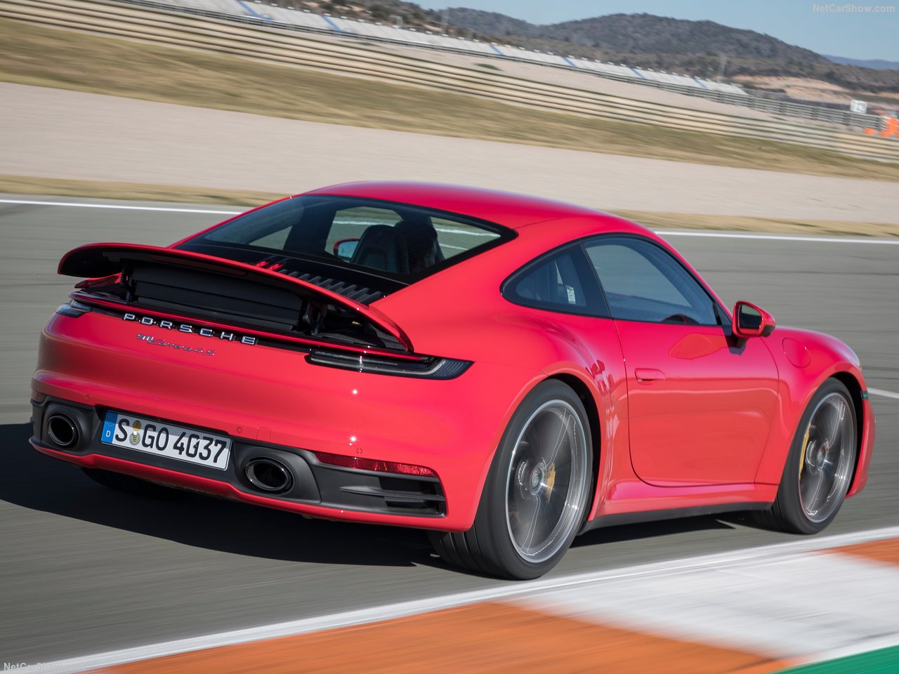 Porsche 911 Carrera 4S