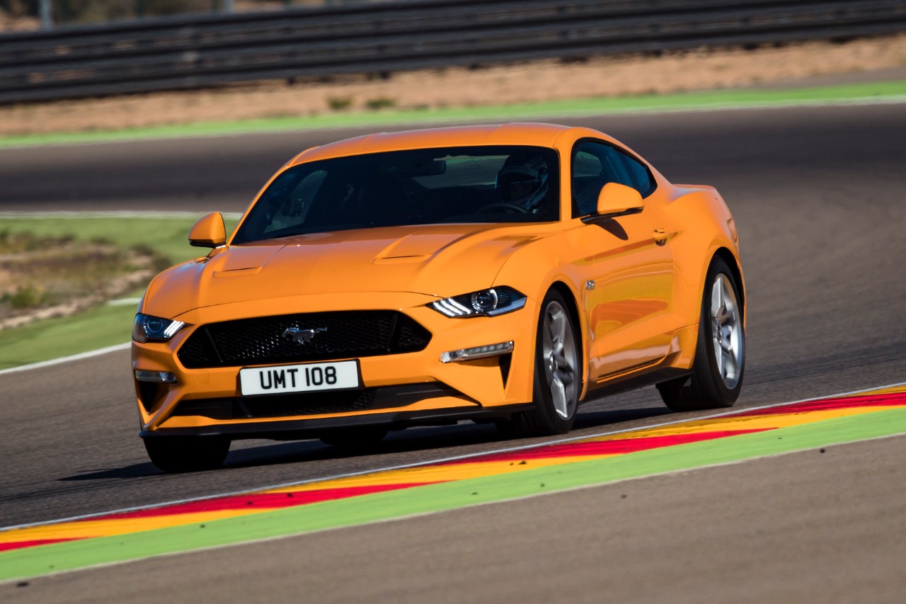 Ford Performance Corrida Com 8 Veículos