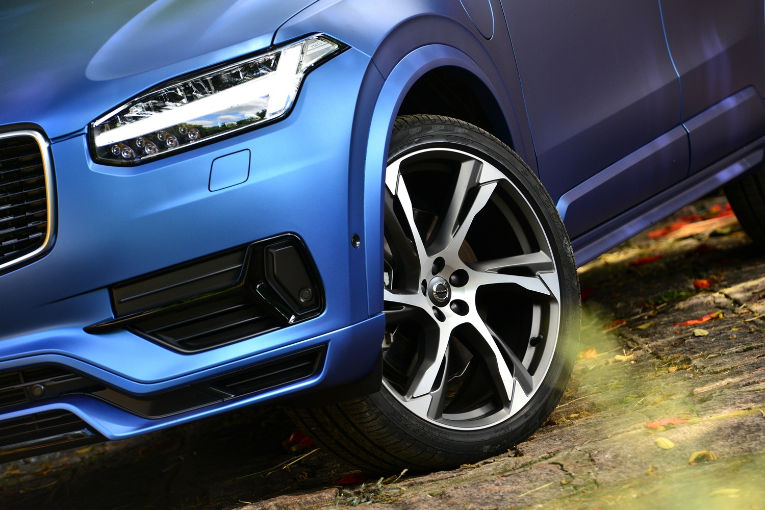 Volvo XC90 T8 R-Design