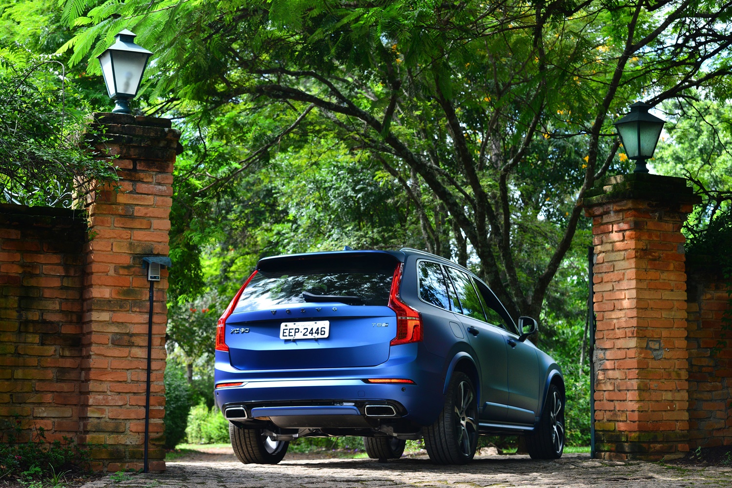 Volvo XC90 T8 R-Design