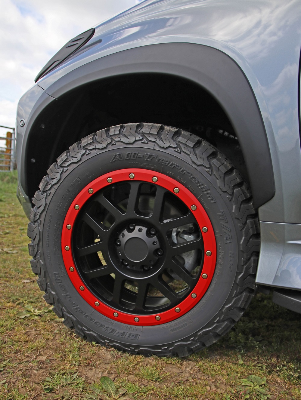 Mitsubishi Shogun Sport Svp Concept Small 15406