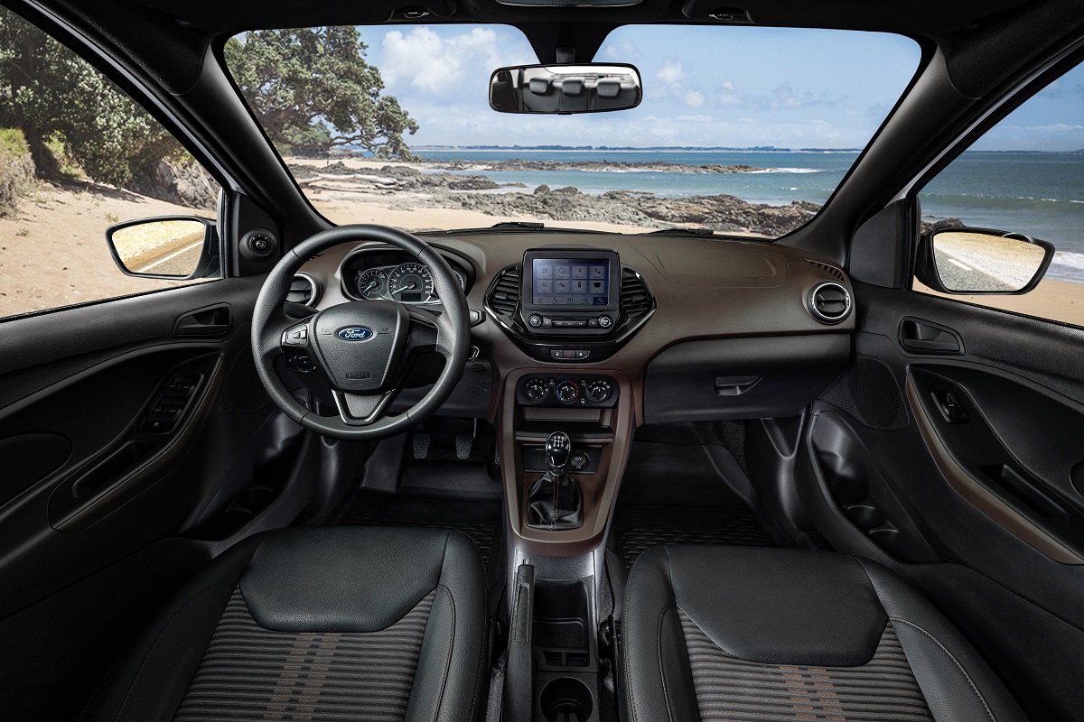  Ford Ka Freestyle interior conta com tonalidade exclusiva e central multimídia Sync 2.5