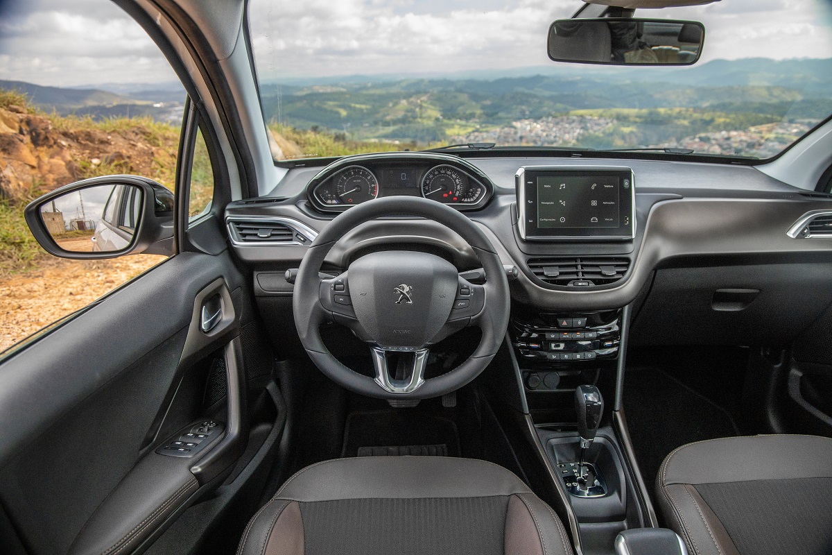  Interior do Peugeot 2008 Griffe ganhou novos elementos