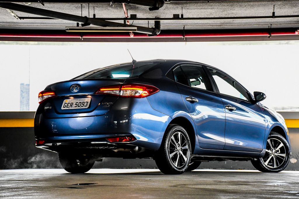 Comparativo: Toyota Yaris Sedan XLS 1.5 x Volkswagen Virtus Highline 200 TSI