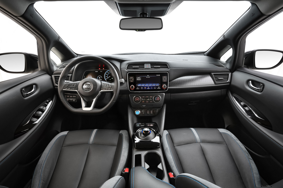  Interior do novo Nissan LEAF adota materiais de qualidade superior e apresenta excelente montagem