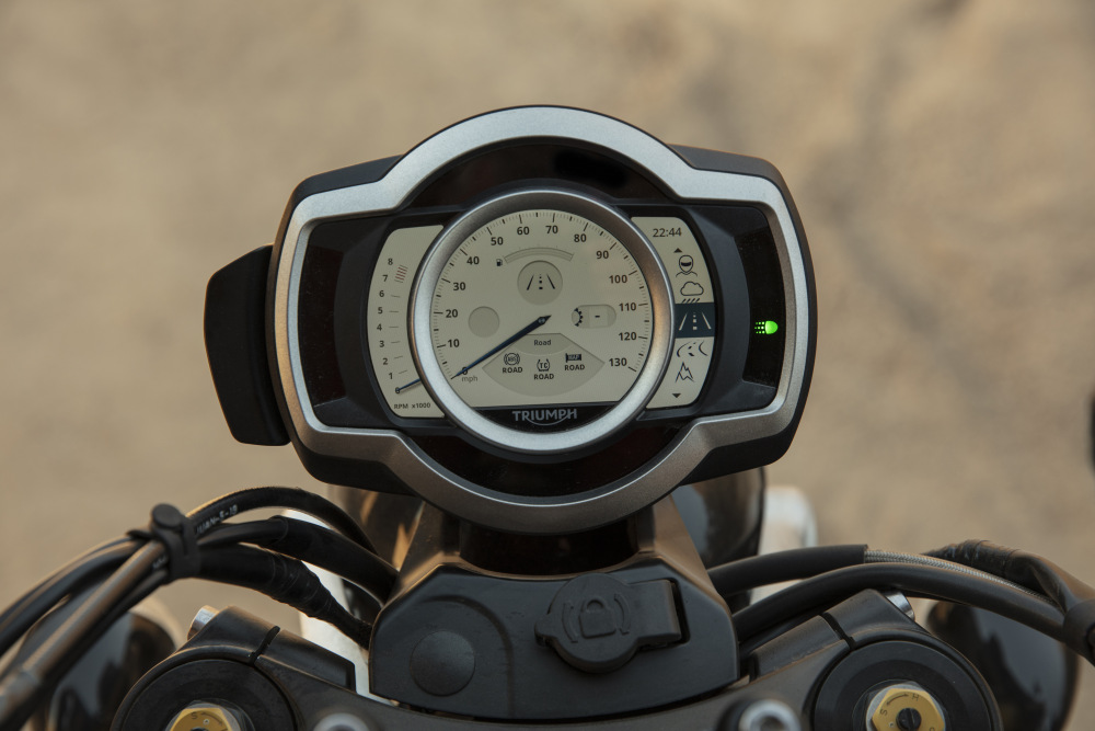 Triumph Ds1 2019 0o6a5158 Grd Rt.psd