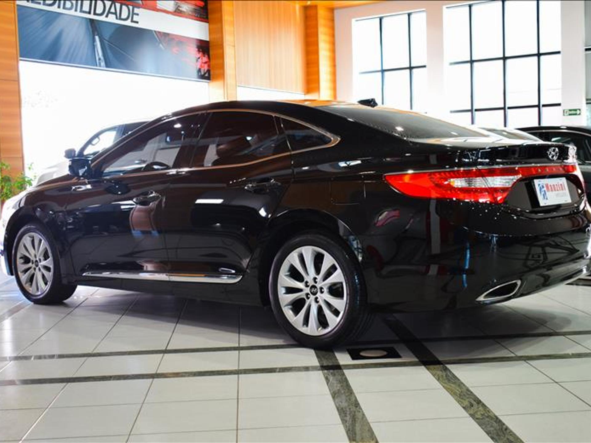 Hyundai Azera 3.0 Mpfi Gls V6 24v Gasolina 4p Automatico Wmimagem16345169215