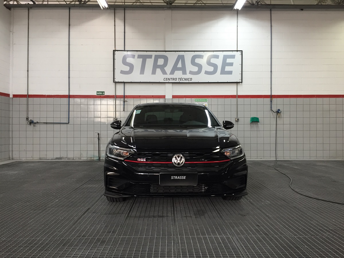 Volkswsagen Jetta GLI com preparação Oettinger