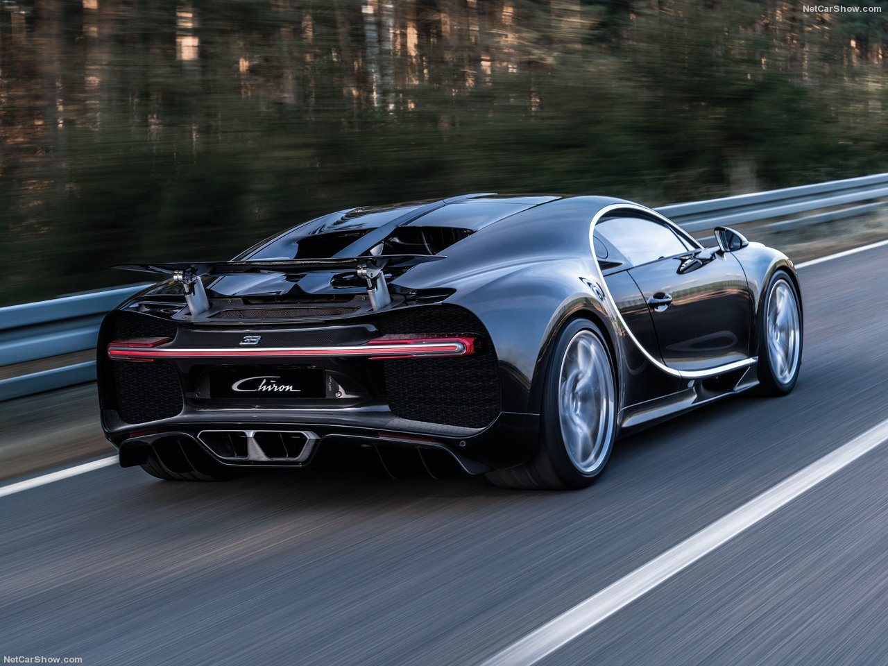 Bugatti Chiron 2017