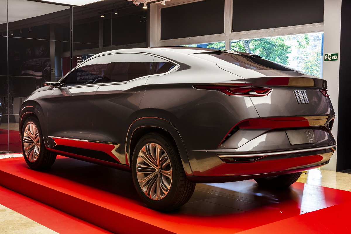 Fiat mostra SUV Fastback; lançamento será em 2020