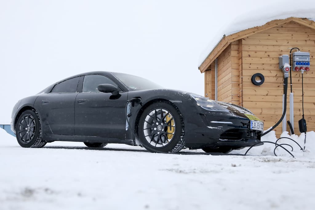  Porsche Taycan