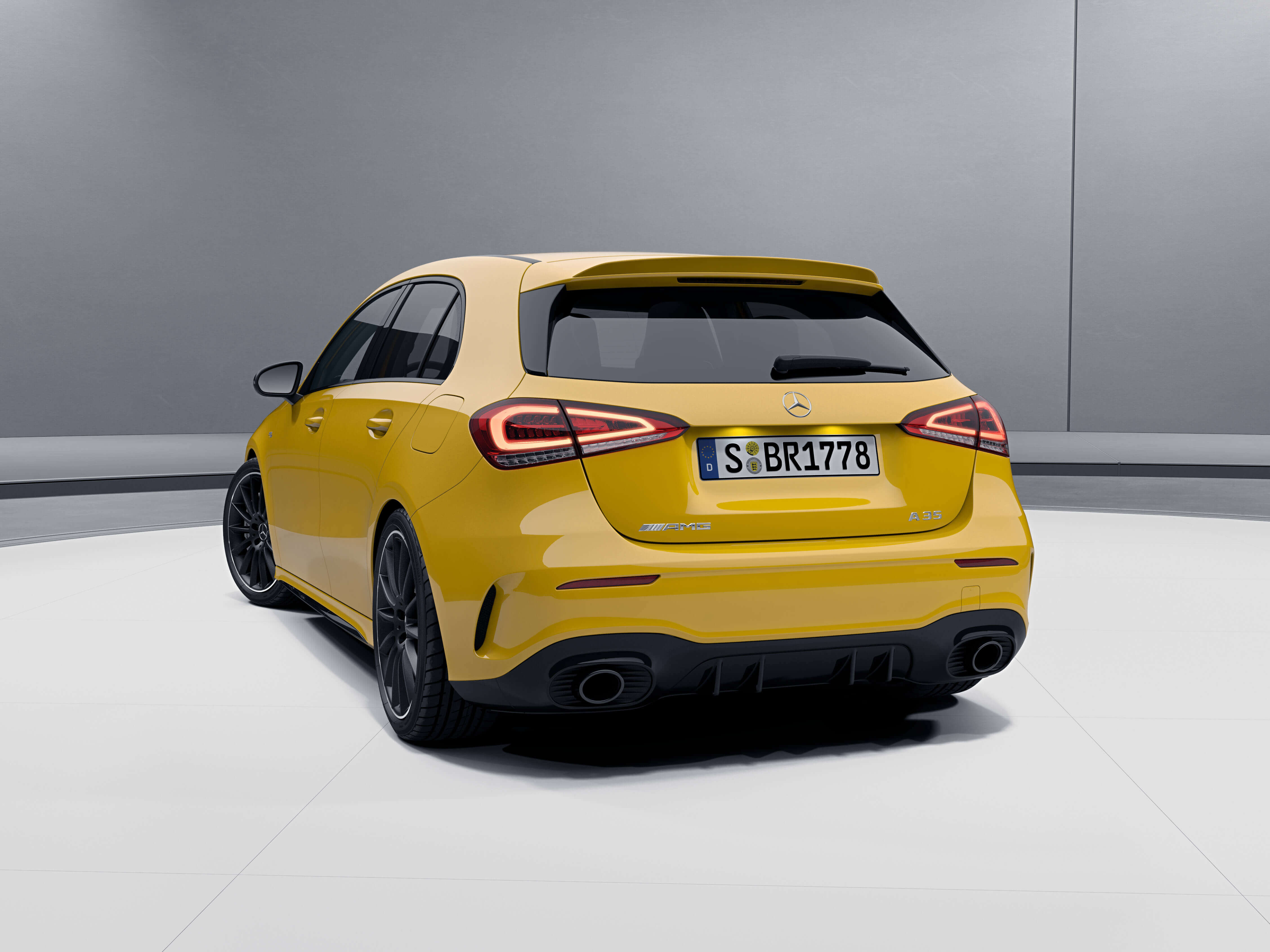 Mercedes-AMG A35
