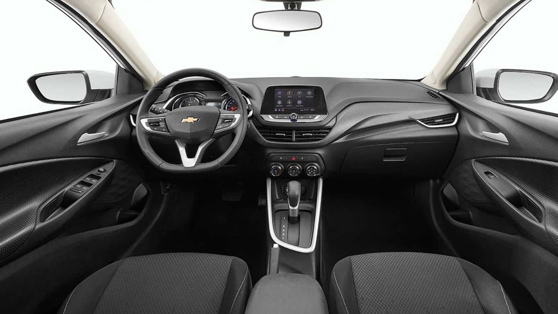Novo Chevrolet Onix hatch está 23 cm maior