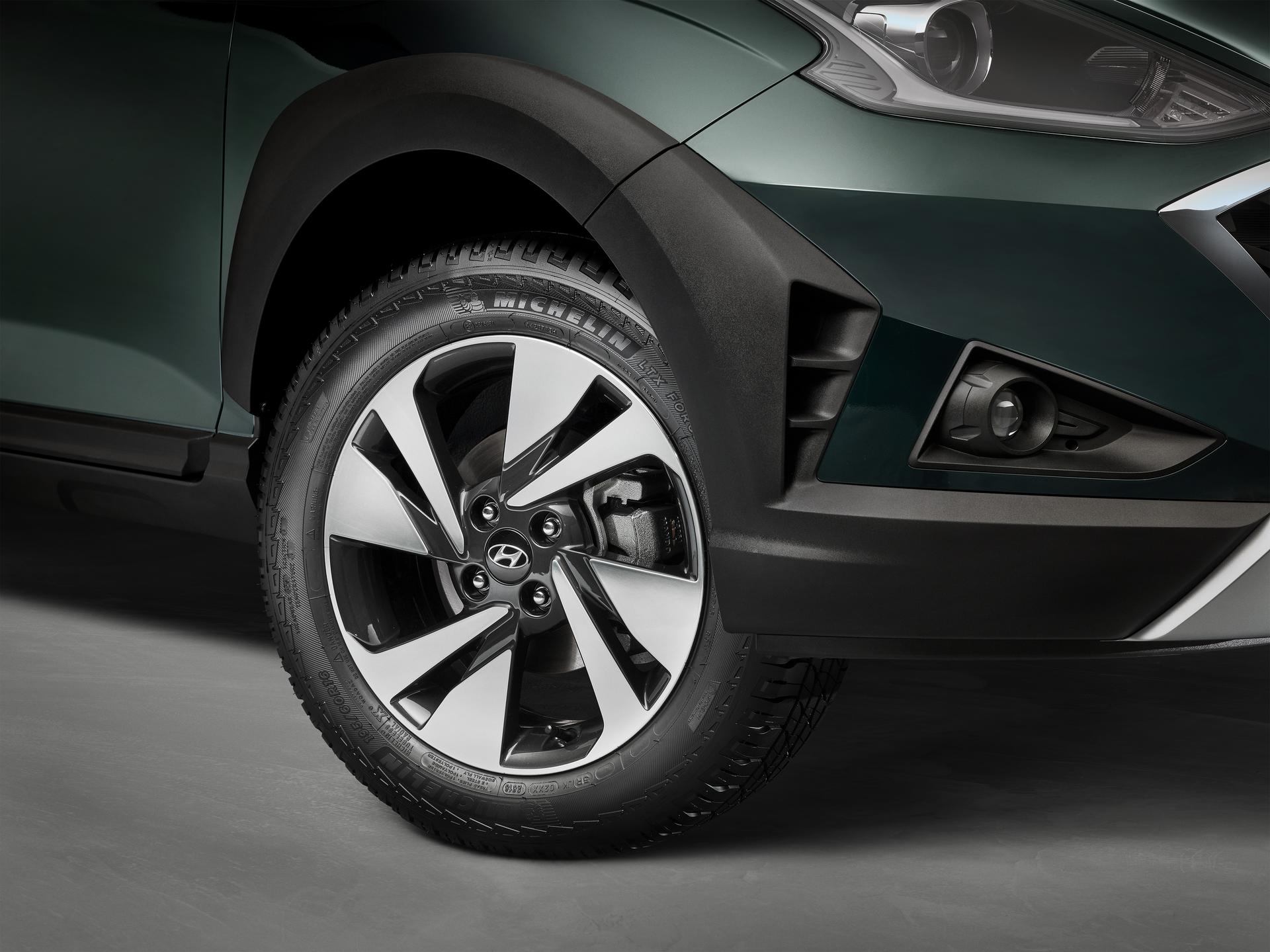 Detalhe da roda diamantada de 16 polegadas do HB20X