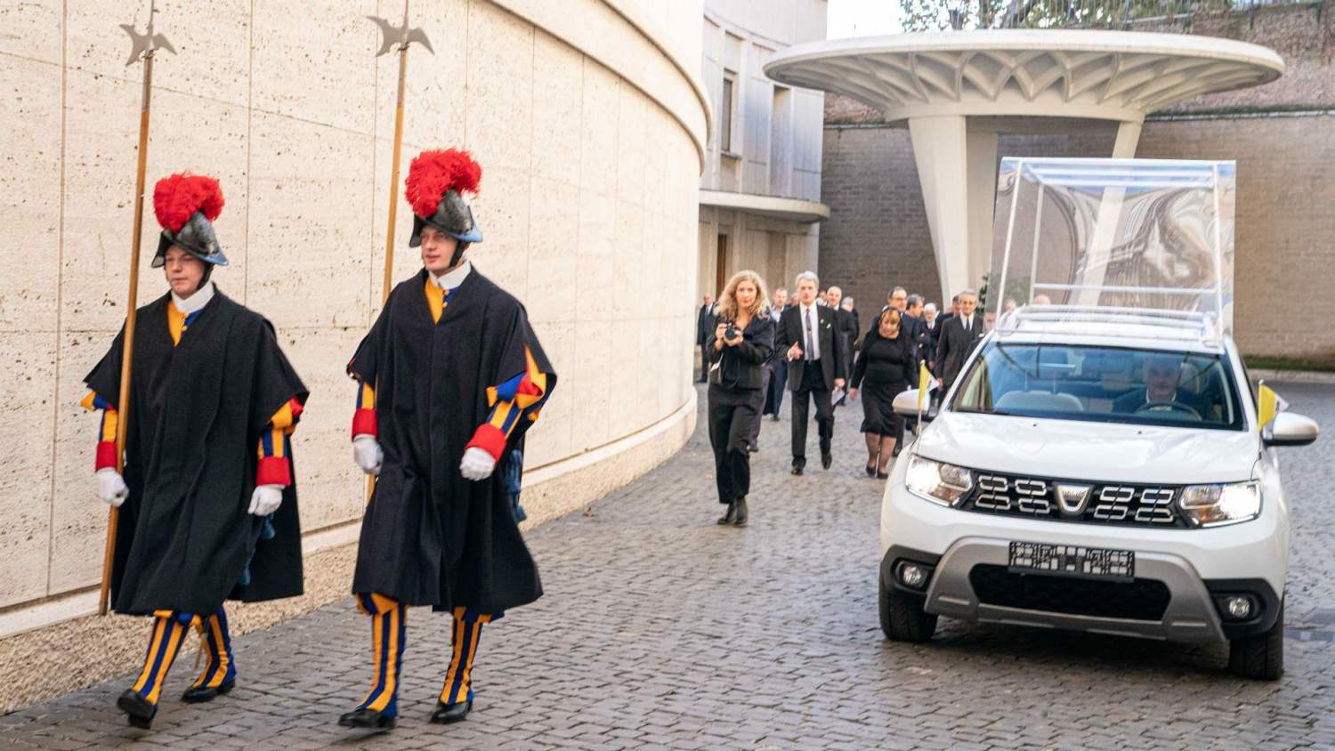 Dacia Duster 4x4 Vatican City