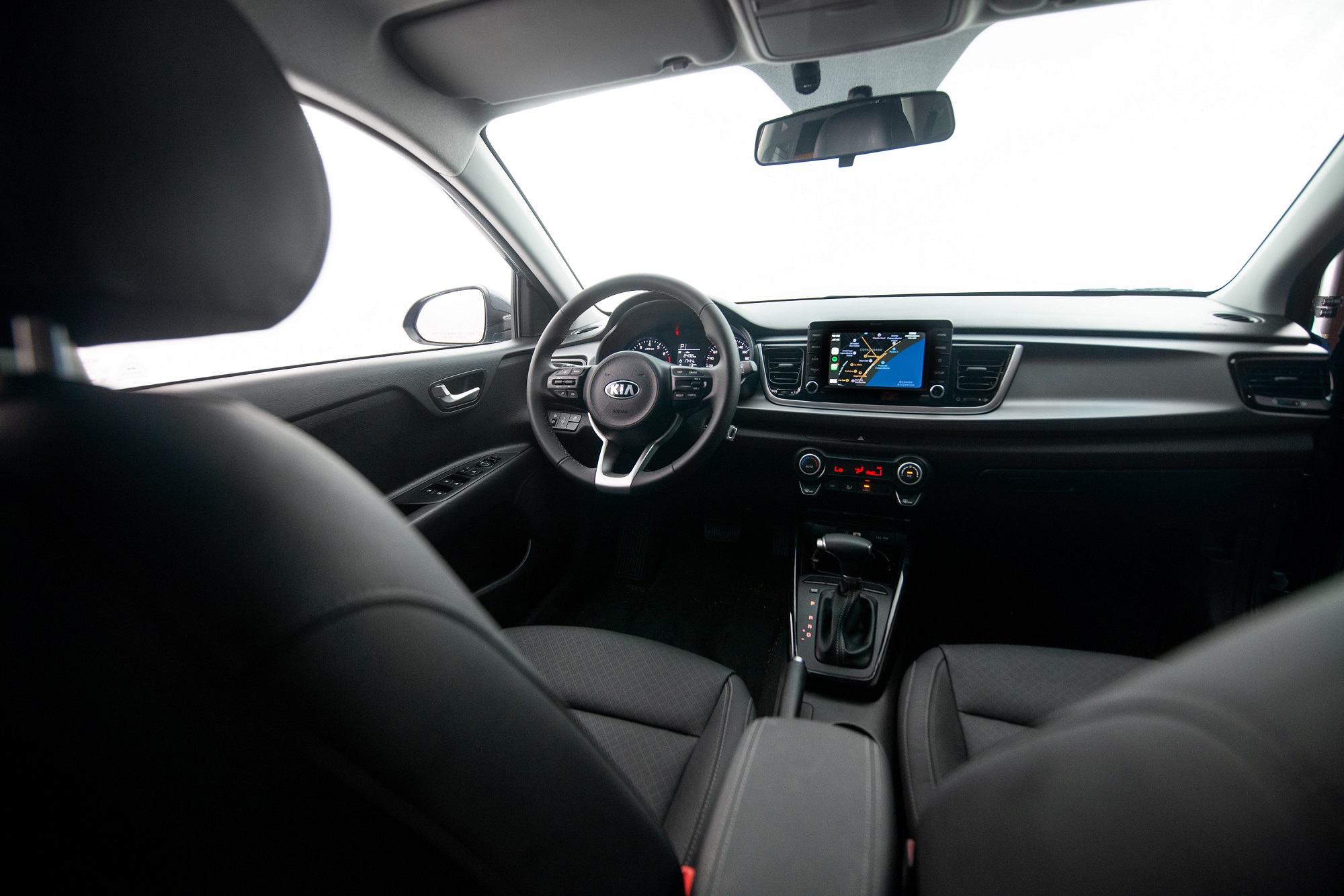  Interior do Kia Rio é bem acabado