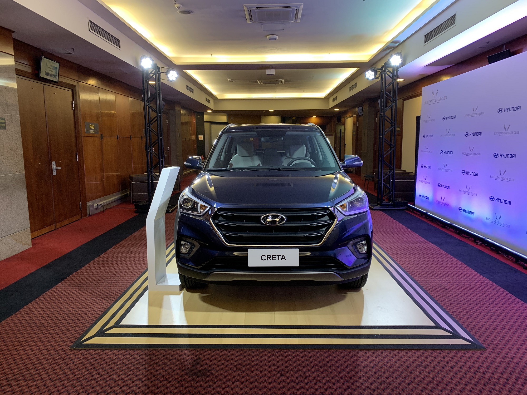  Utilitário esportivo Hyundai Creta volta a oferecer um tom de azul
