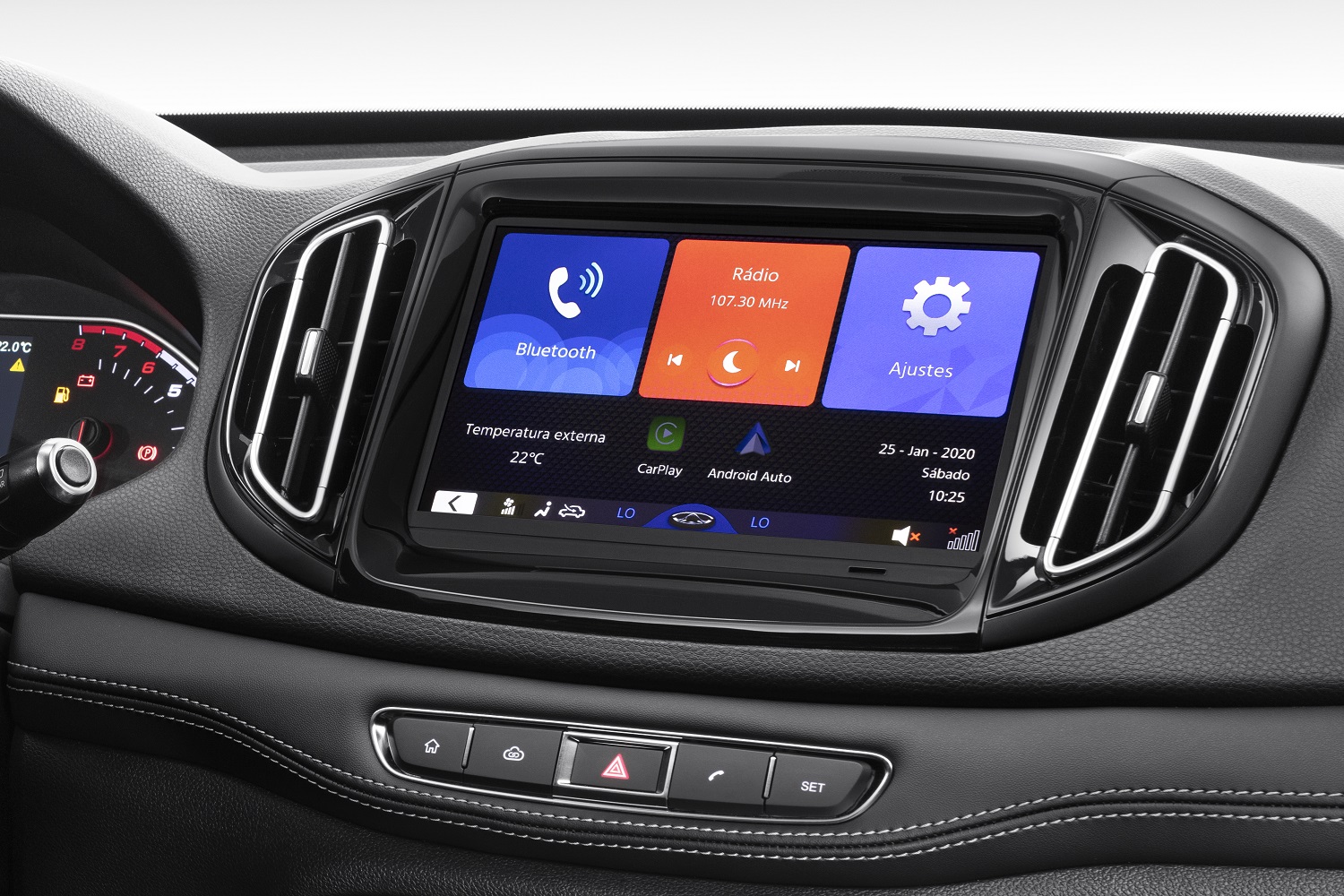 Imagem mostra a nova central multimídia do Tiggo 7 2021