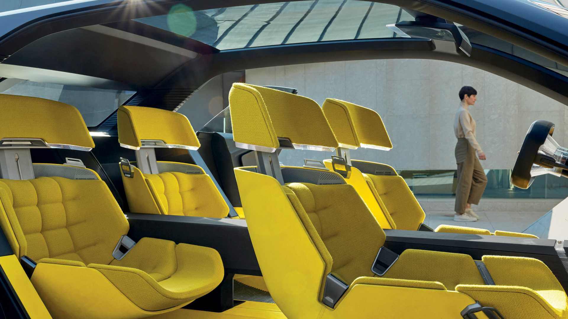  Interior do&nbsp;conceito de carro expansível é modular e feito de materiais recicláveis