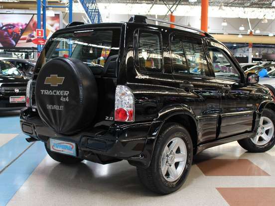 Tracker 2007 Achado Traseira