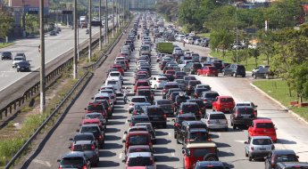 Veja como funcionará o rodízio de veículos no feriado do dia do trabalho