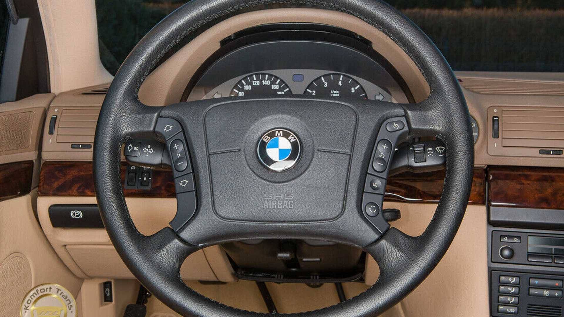 Série 7 1998 interior