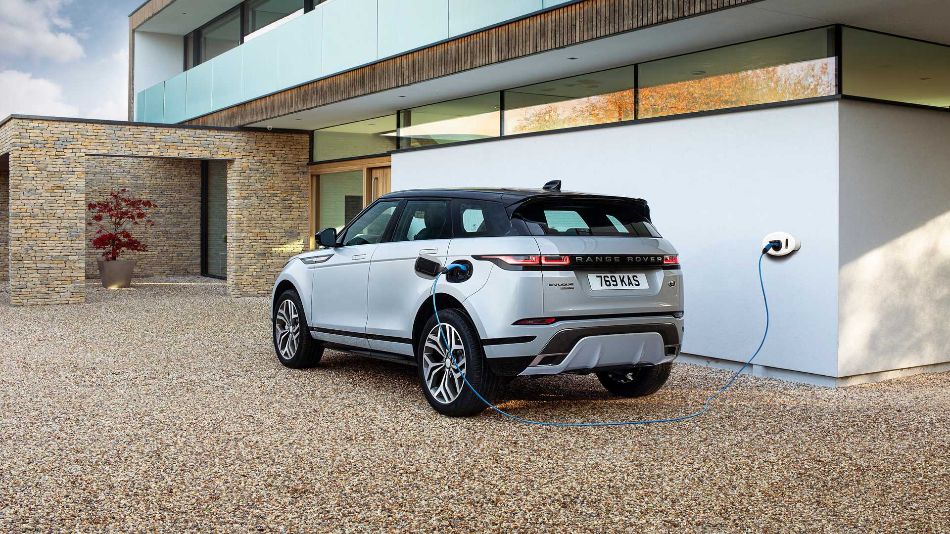 2020 Land Rover Range Rover Evoque P300e 1