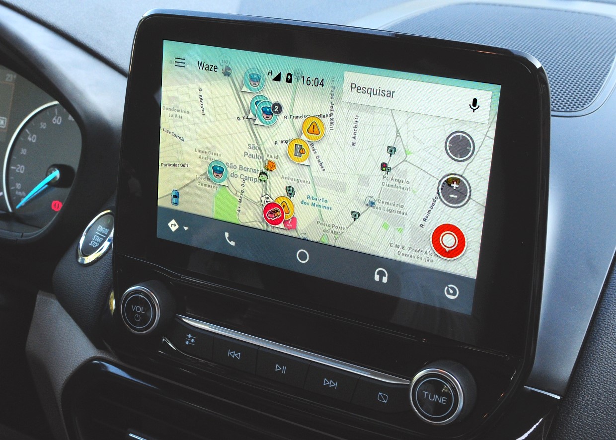 Detalhe da central multimídia Sync 3 do Ford Ecosport