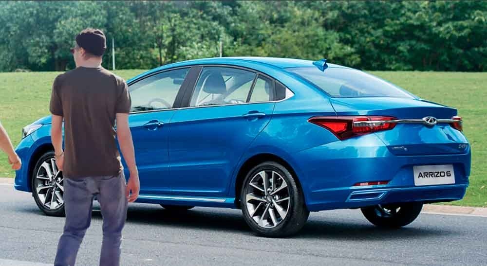  Caoa Chery Arrizo 6 vai apostar no refinamento para disputar mercado contra Corolla e cia