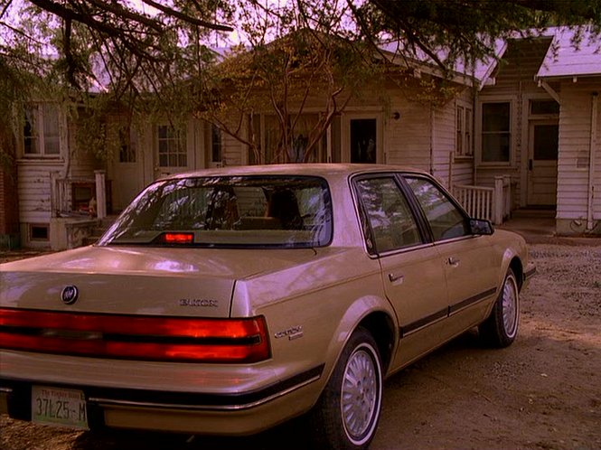 Twin Peaks - Buick Century 1990