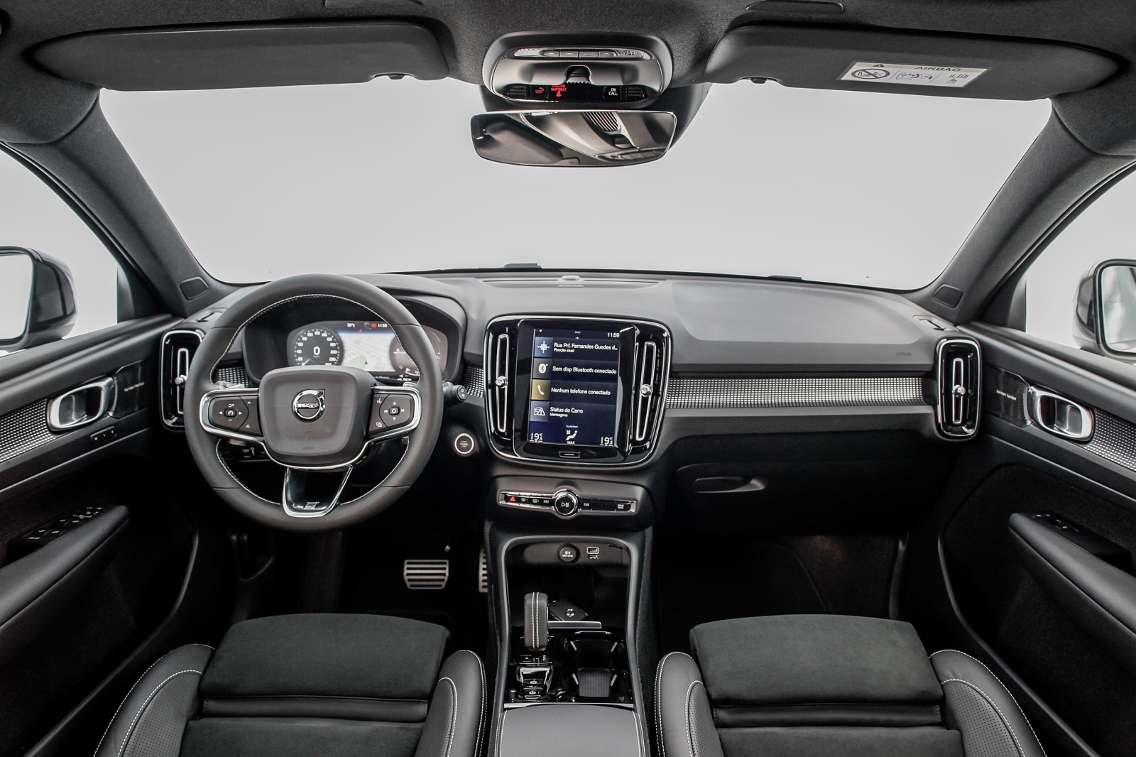  Som premium e mais recursos de segurança são os grandes destaques do Volvo XC40