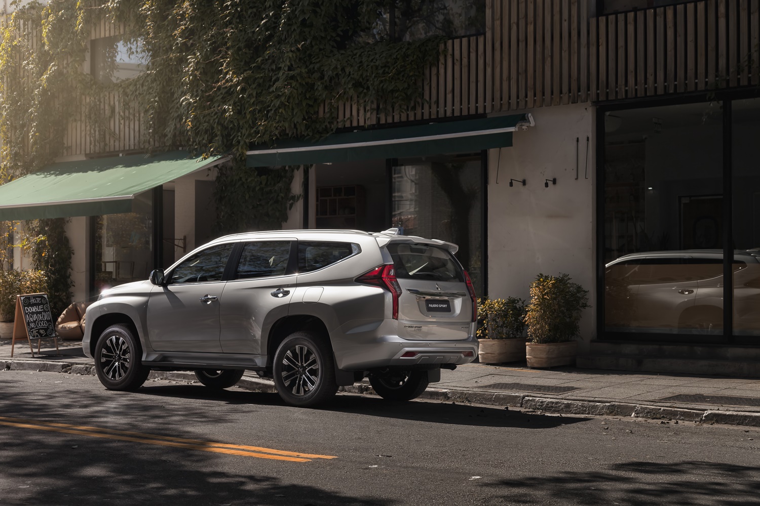 Mitsubishi Pajero Sport 2021 HPE