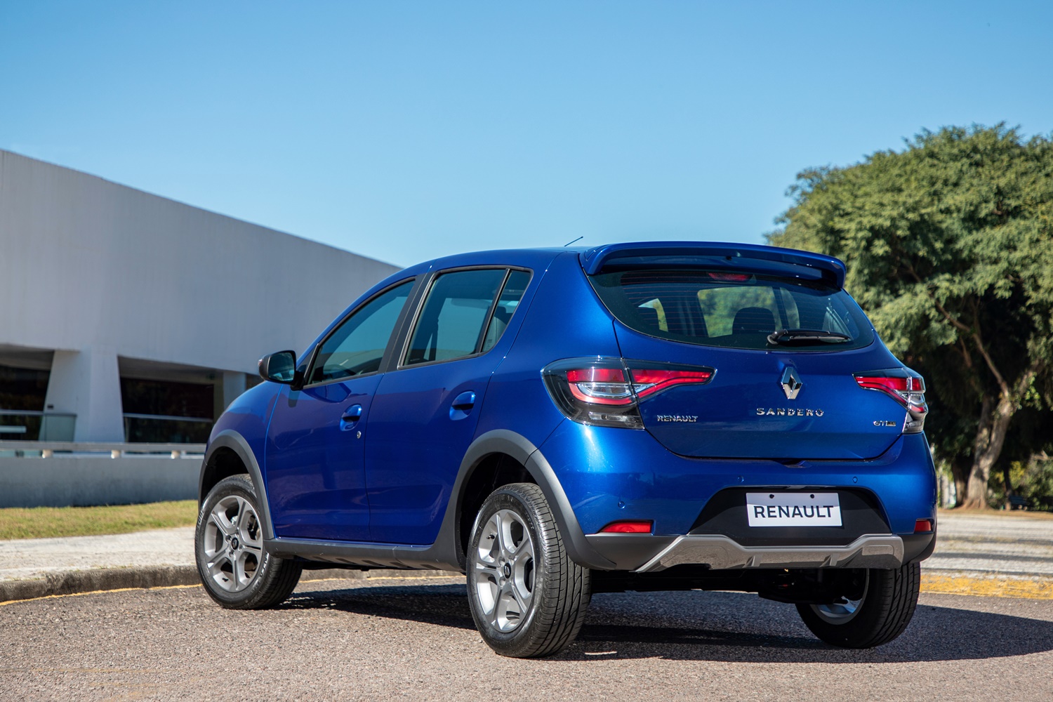 Duelo em casa Sandero GT Line 1.6 x Sandero R.S.