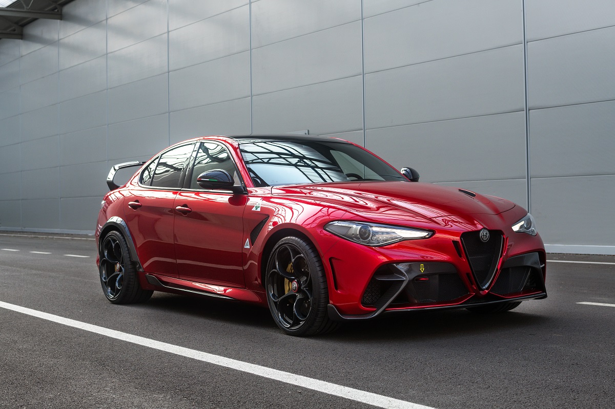 Alfa Romeo Giulia Gtam 22