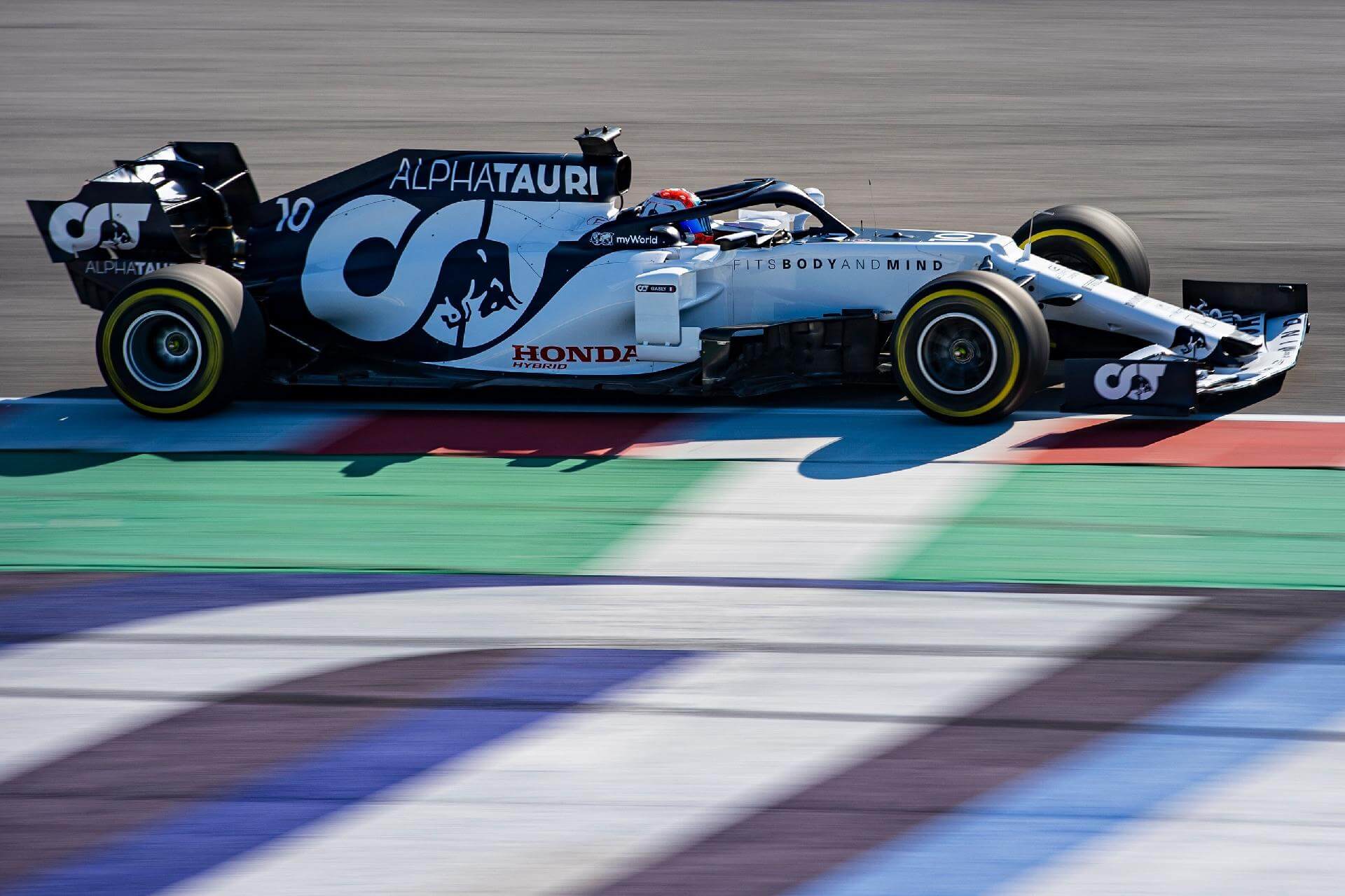 Alpha Tauri é a antiga Scuderia Toro Rosso