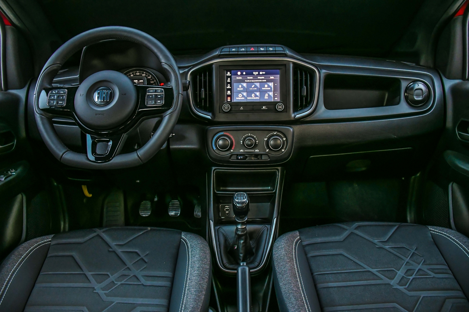 Nova Fiat Strada 2457