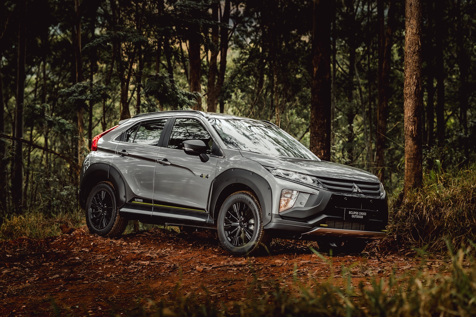 Mitsubishi Eclipse Cross Outdoor 9
