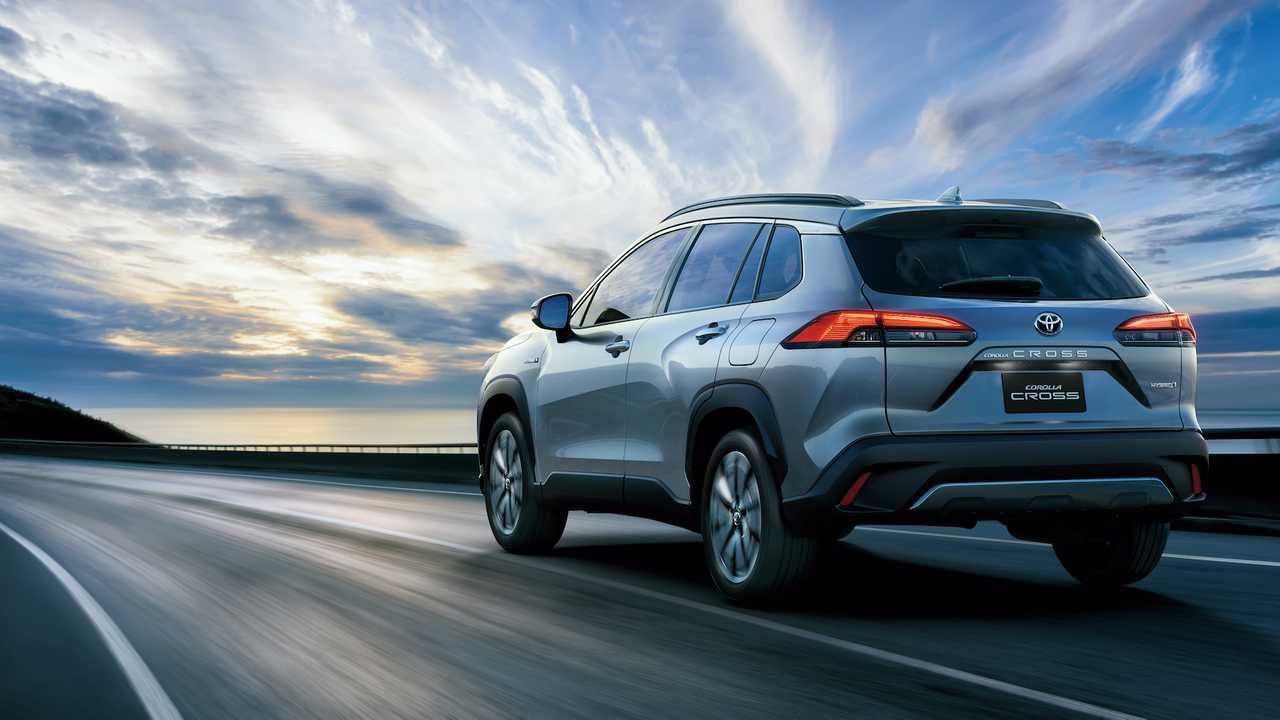 Toyotacorollacross 3