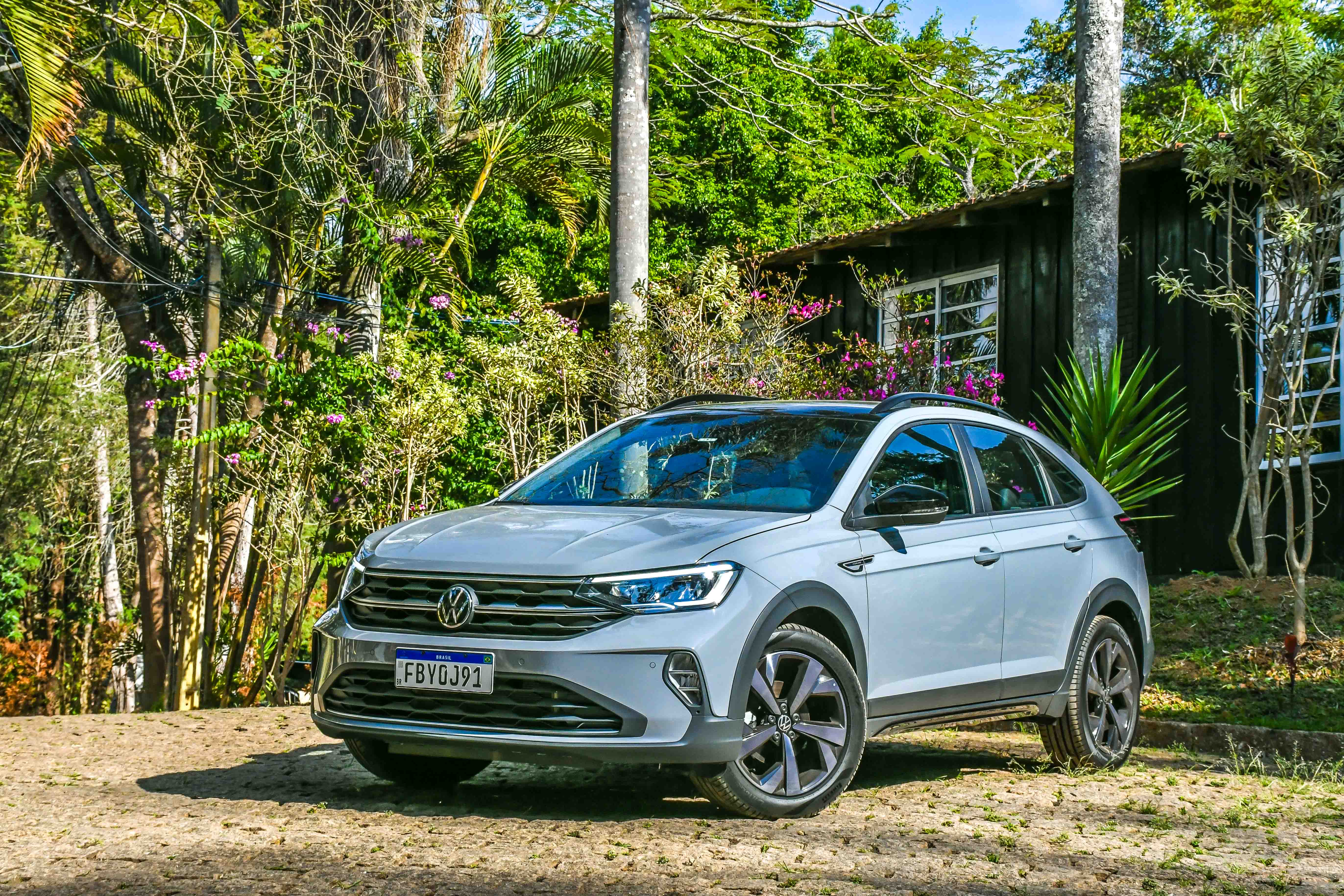 Volkswagen Nivus x T-Cross: embate familiar