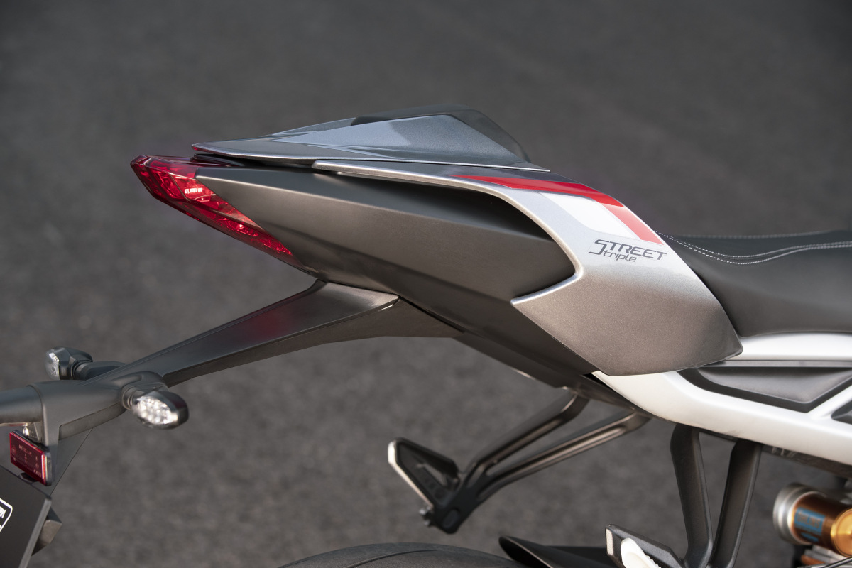 Nova Street Triple Rs 10