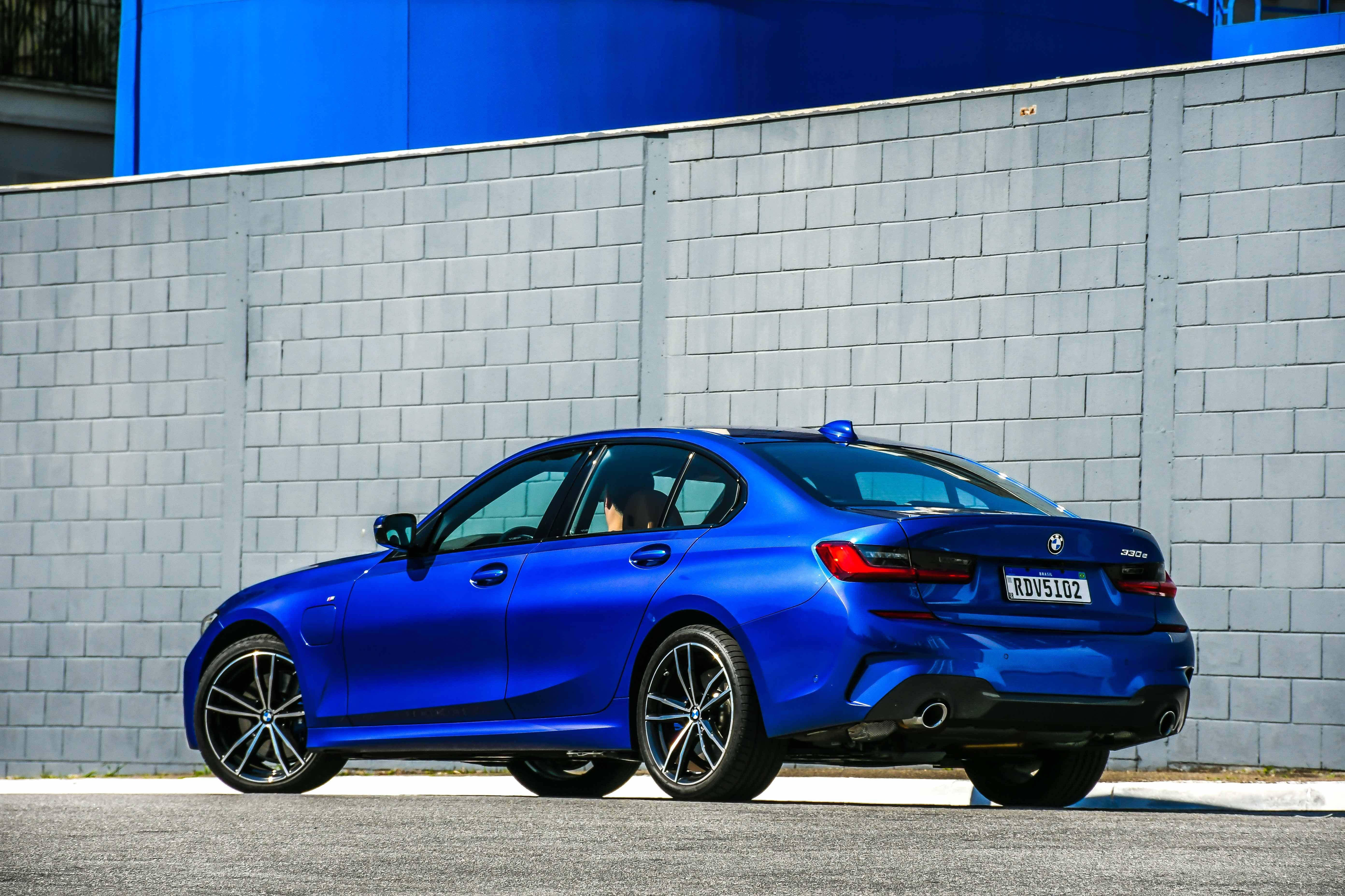 BMW 330e O S rie 3 Em Sua Melhor Forma BMW 330e O S rie 3 Em Sua Melhor Forma