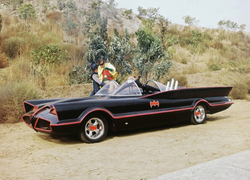 O primeiro Batmóvel, revelado em 1966
