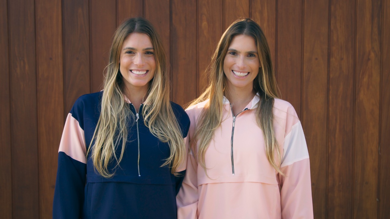 Bia e Branca Feres recebem o Volkswagen Fusca 1968 da Lokal Motors