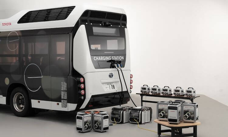 Toyota E Honda Criam ônibus