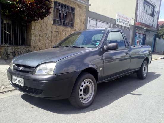 Ford Courier