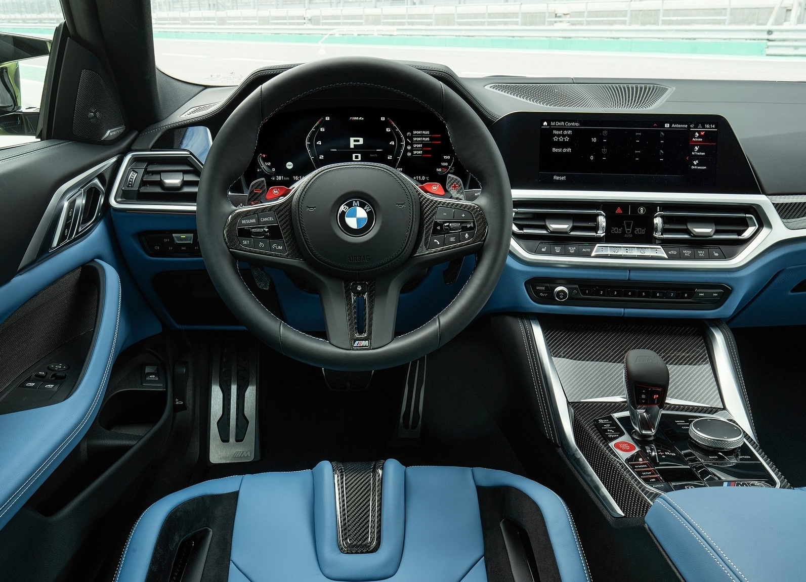 BMW M4 2021 Interior