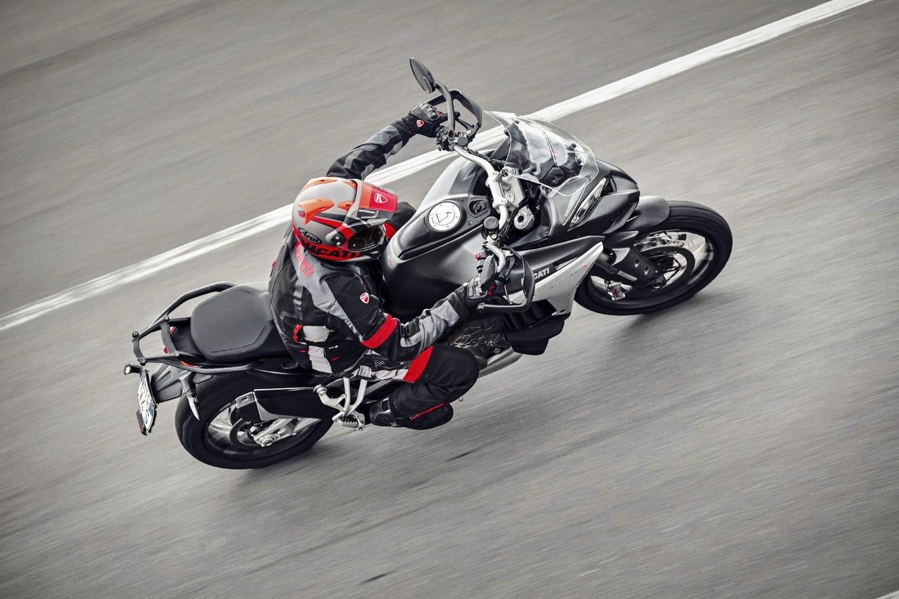 Thumbnail 5. Ducati Multistrada Em Ação